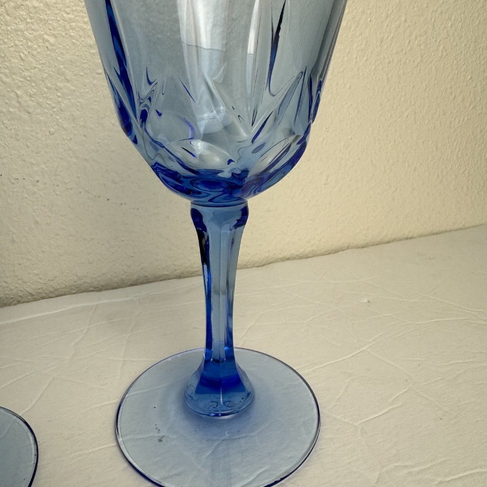 Vintage Blue Wine Glasses Goblets Set of 2 7.5" Tall - Picture 4 of 8
